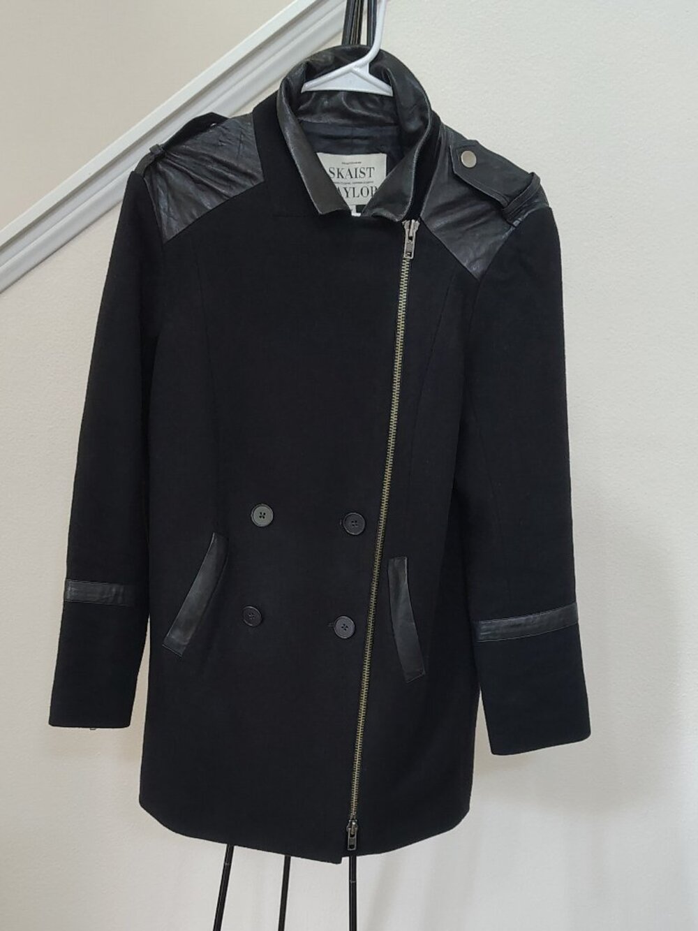 Skaist Taylor Black Wool Jacket Coat with lamb leather trim